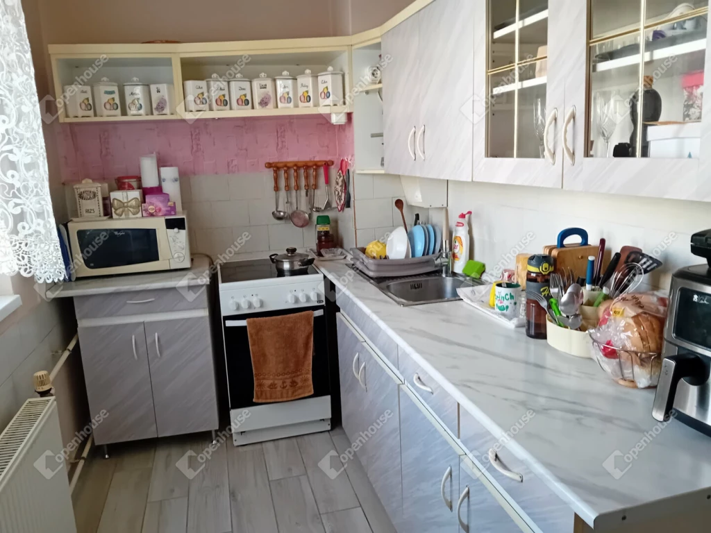 For sale brick flat, Tatabánya, Óváros