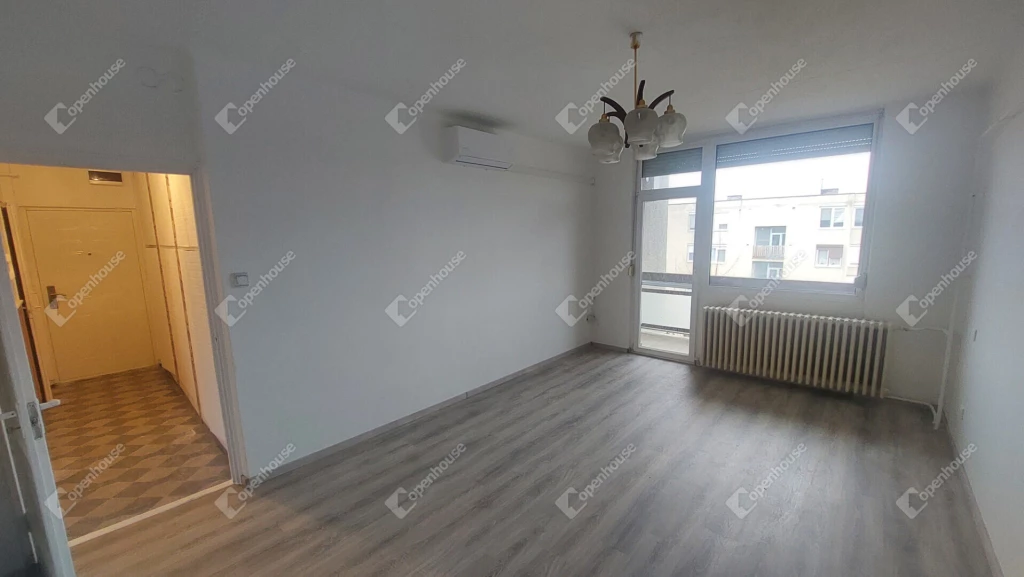 c3-1-name c2-19-name, Tatabánya, Dózsakert