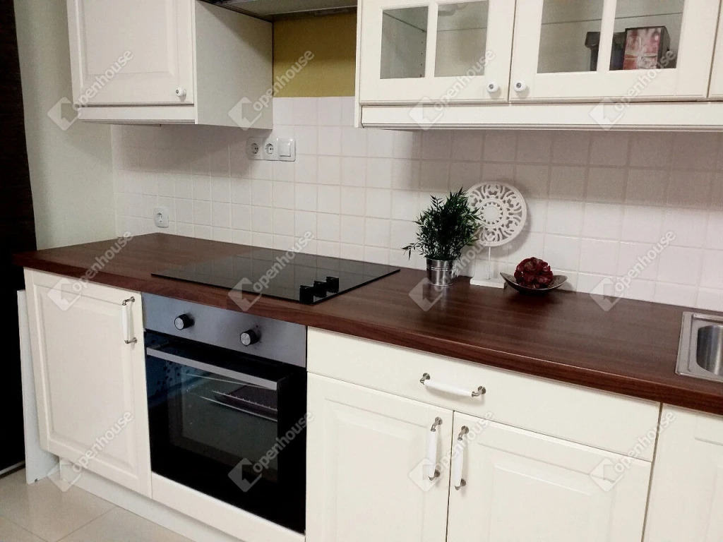 c3-2-name c2-19-name, Tatabánya, Bánhida