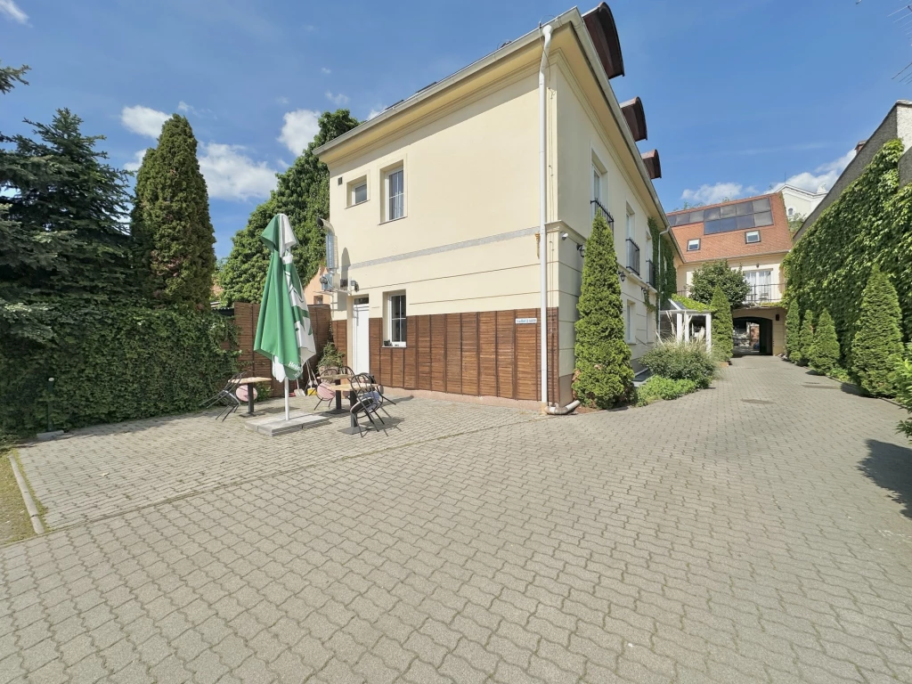 For sale hotel, inn, Szombathely