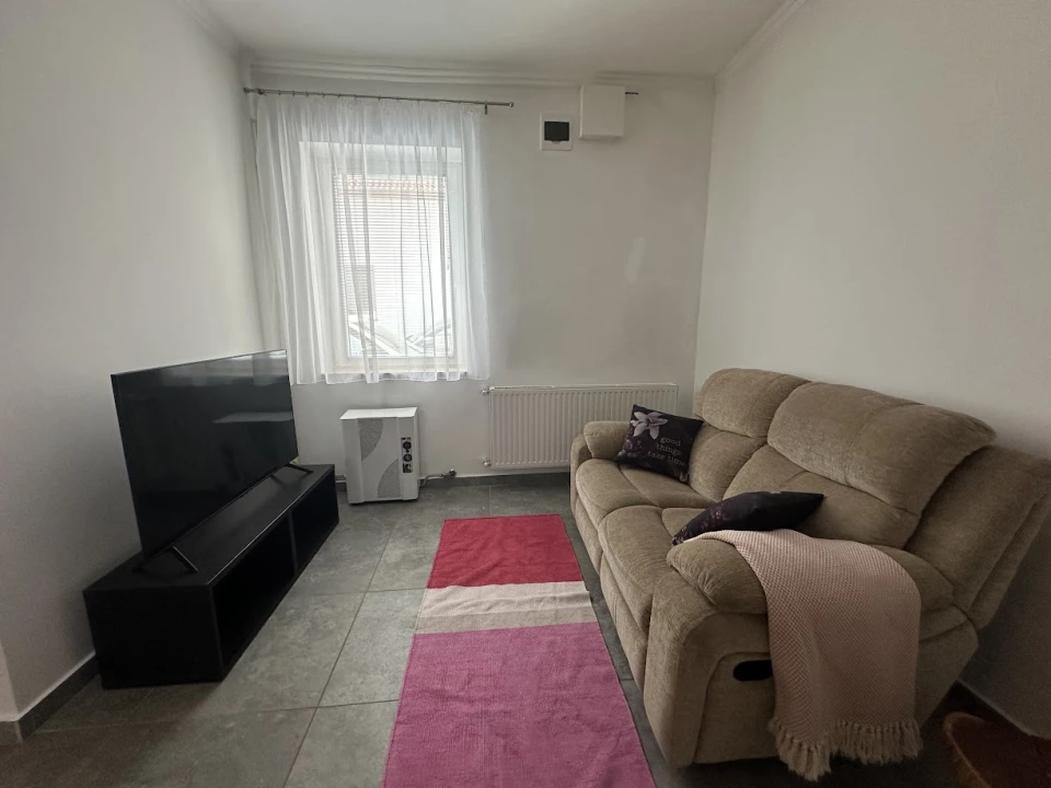 Eladó társasházi lakás, Győr