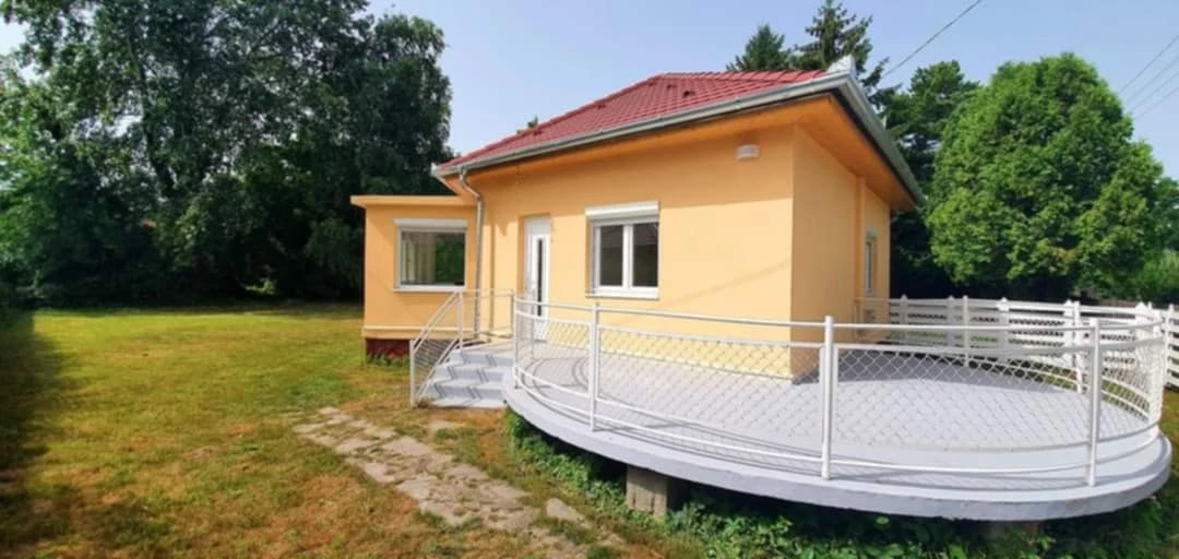 Eladó egyéb ház, Balatonfenyves