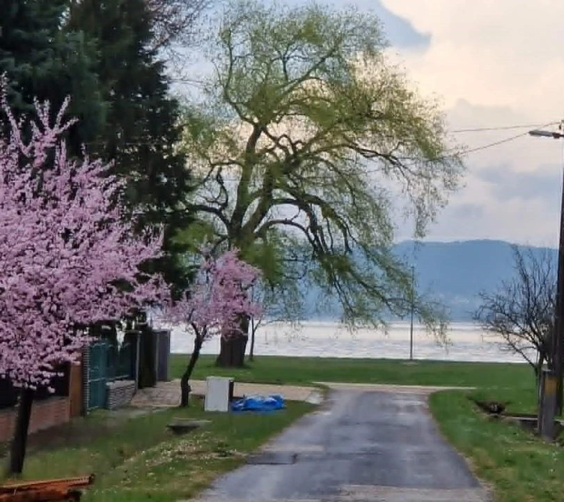 Eladó ikerház, Balatonberény