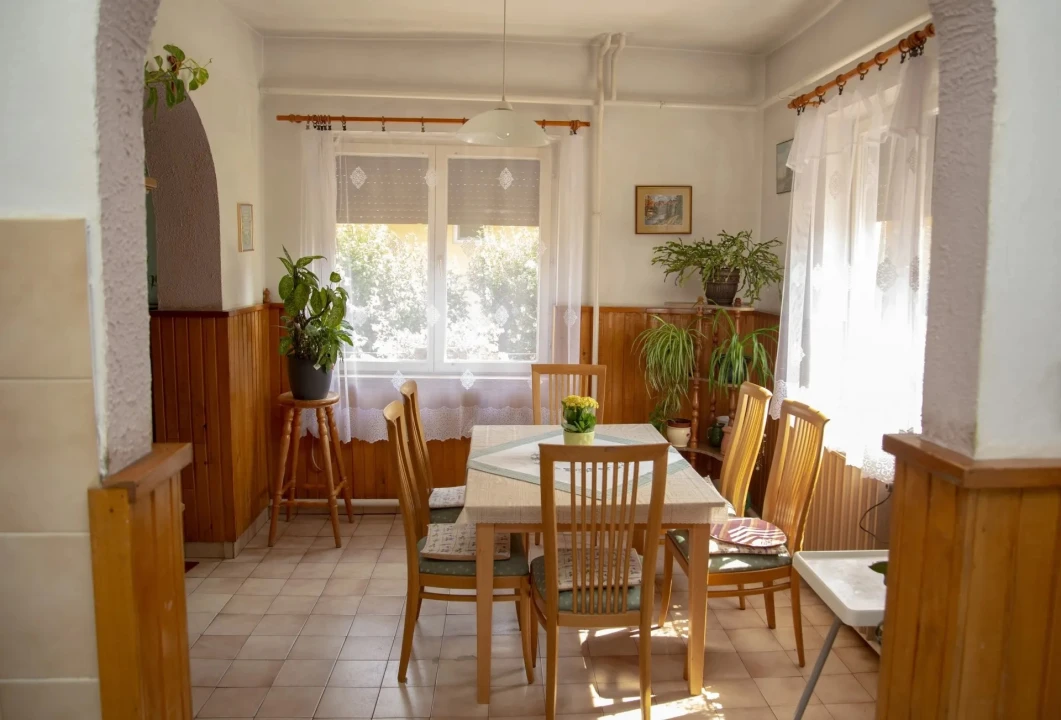 c3-1-name c2-1-name, Zalacsány