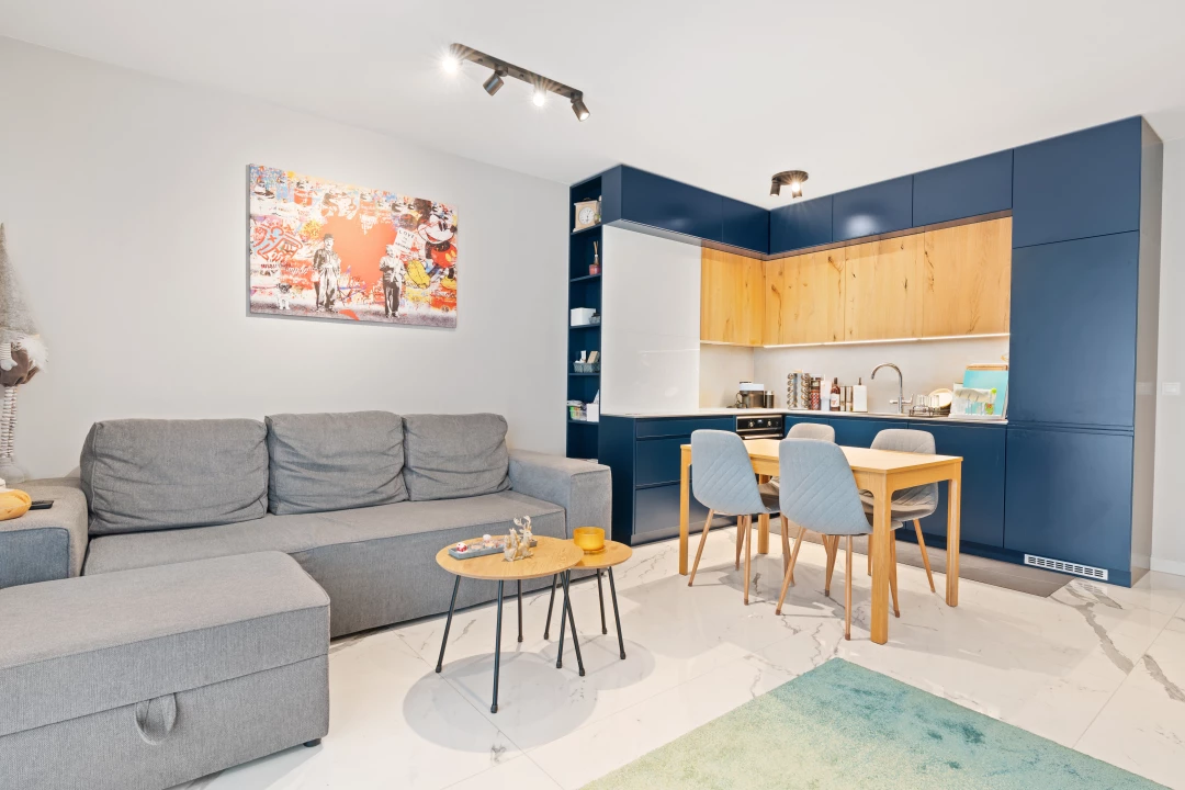 c3-1-name c2-19-name, Biatorbágy, Nimród utca 28