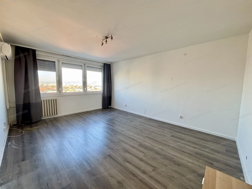 For sale panel flat, Budapest X. kerület, Ligettelek