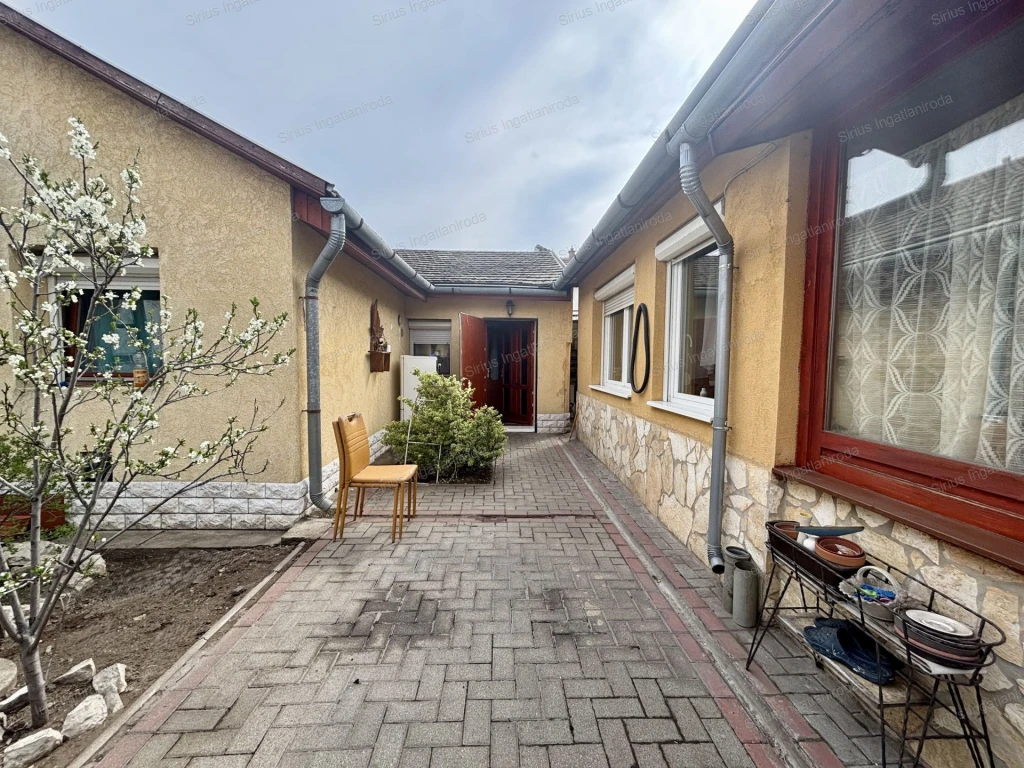 Eladó családi ház, Budapest XX. kerület, Pesterzsébet