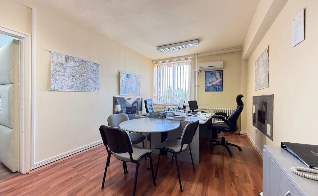 Eladó iroda, Miskolc