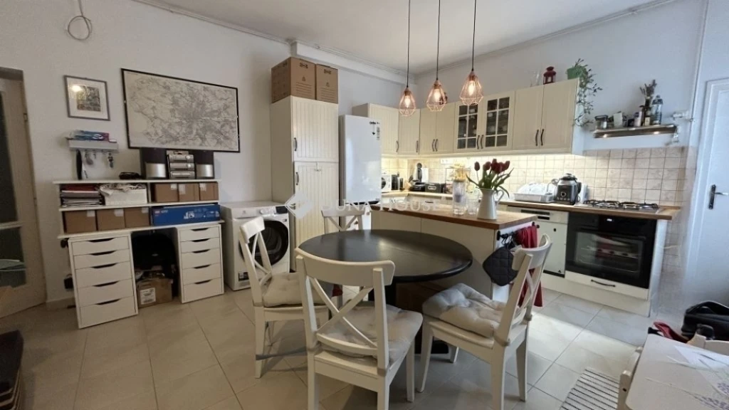 c3-1-name c2-19-name, Budapest XIV. kerület, Örs vezér tere