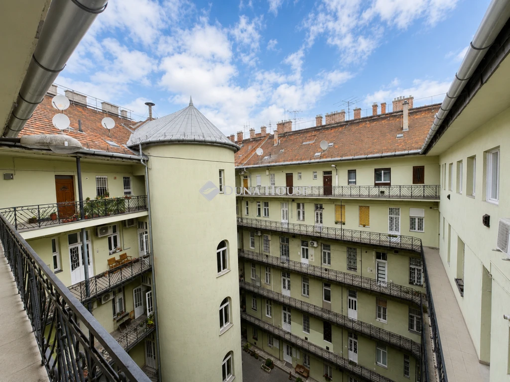 c3-1-name c2-19-name, Budapest II. kerület, Géza Fejedelem útja