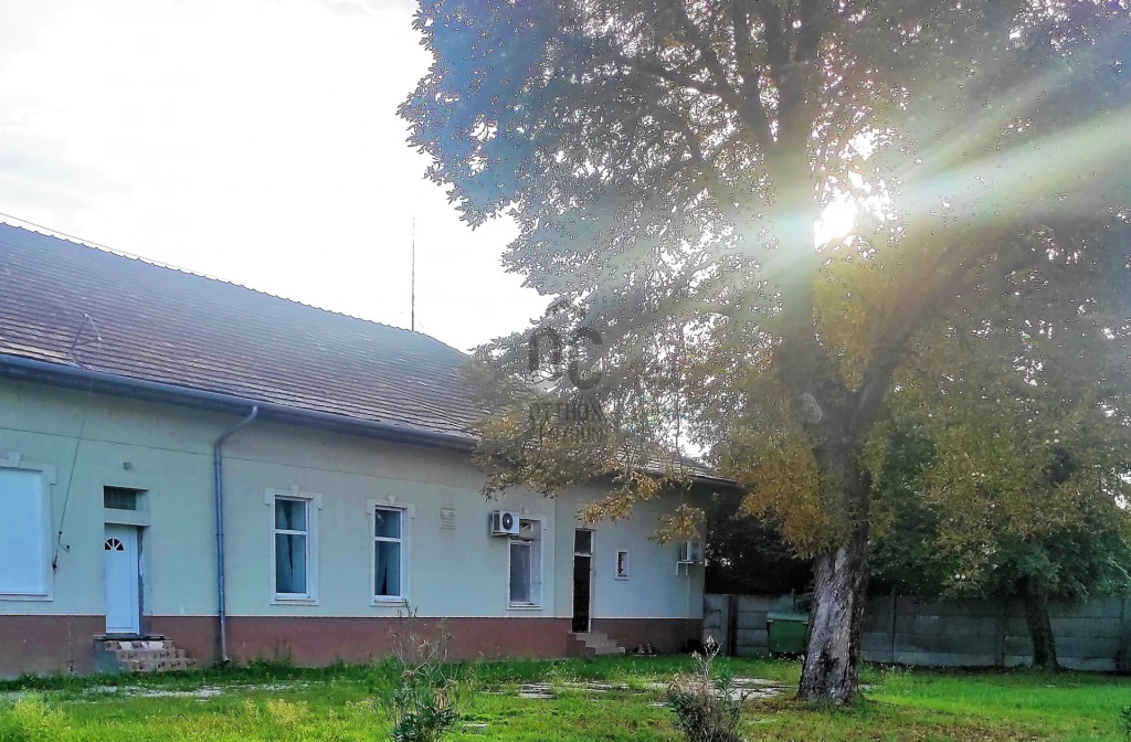 Eladó vendéglő, étterem, Lábatlan, Lábatlan