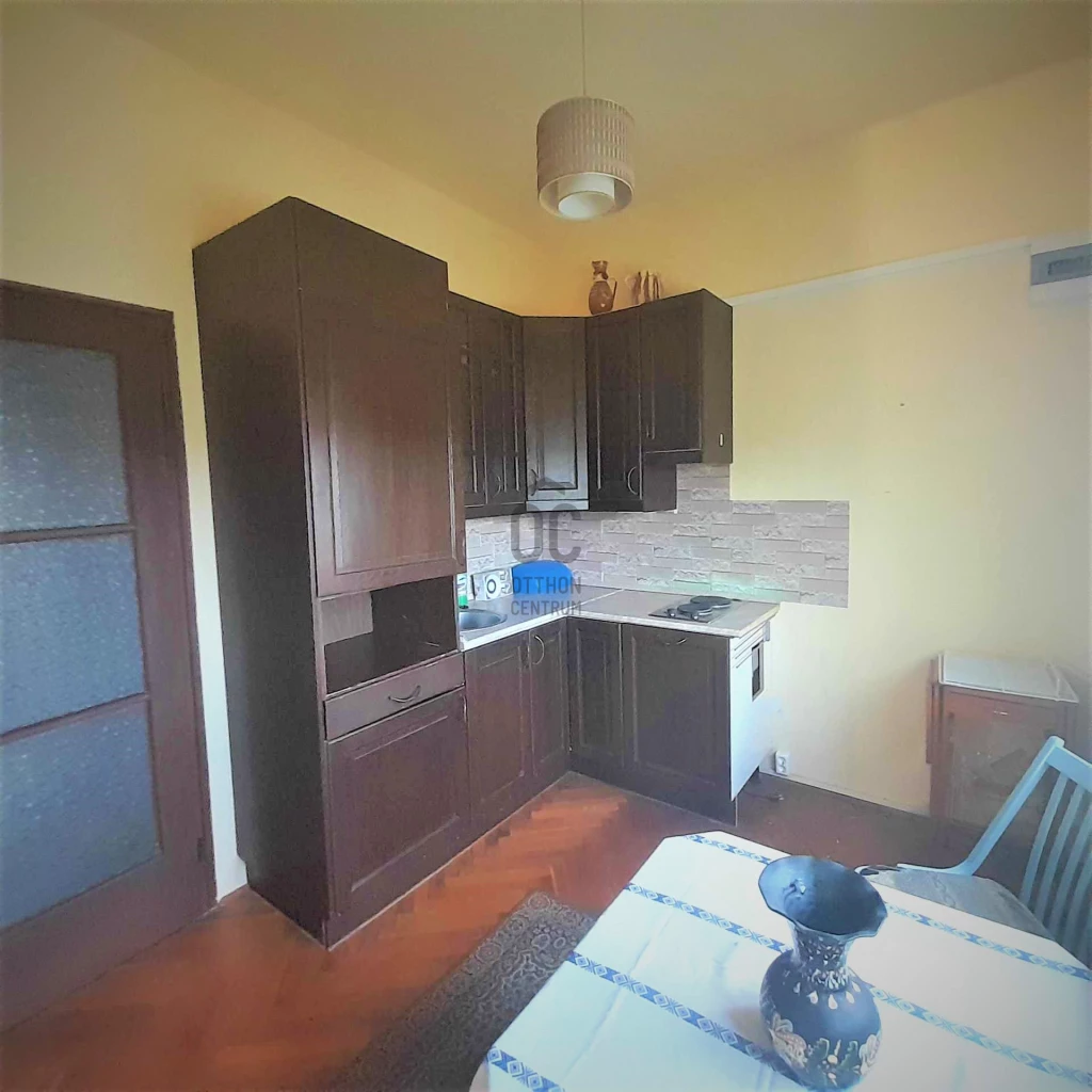 For sale house, Tata, Kertváros