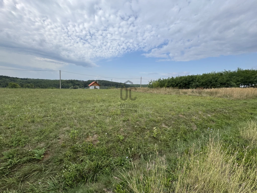 For sale periphery plot, Aka, Aka