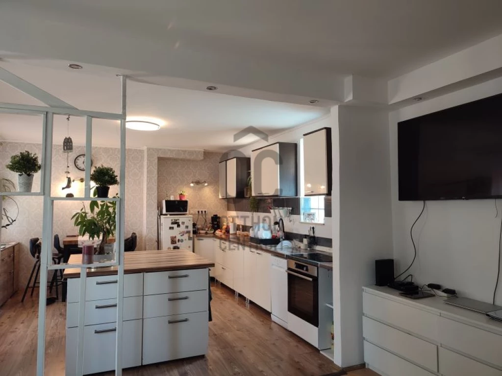 For sale house, Tata, Tata