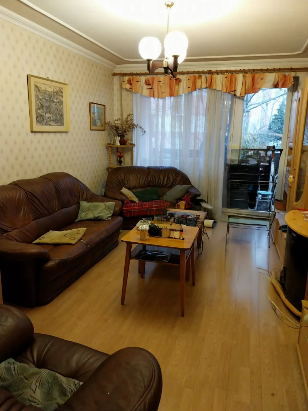 Eladó panellakás, Tatabánya, Sárberki ltp.