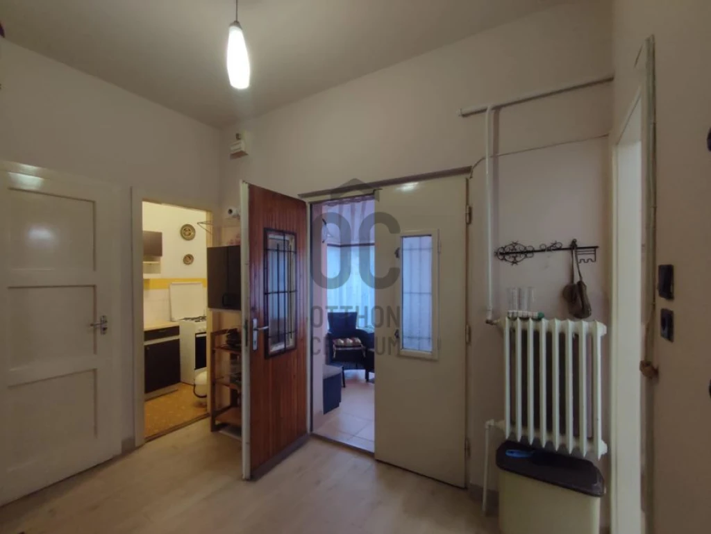 Eladó sorház, Komárom, Komárom