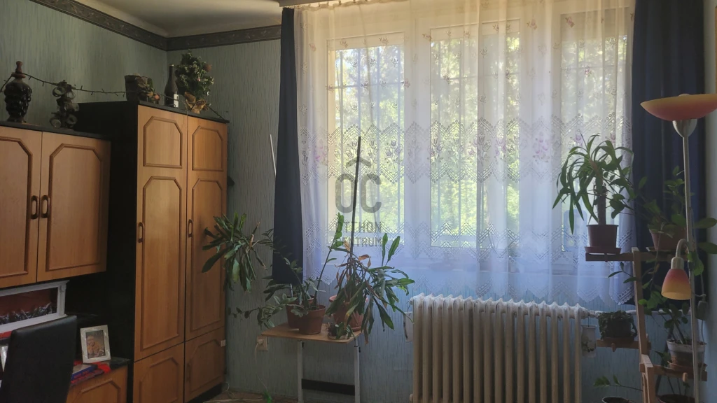 Eladó téglalakás, Tatabánya, Újváros