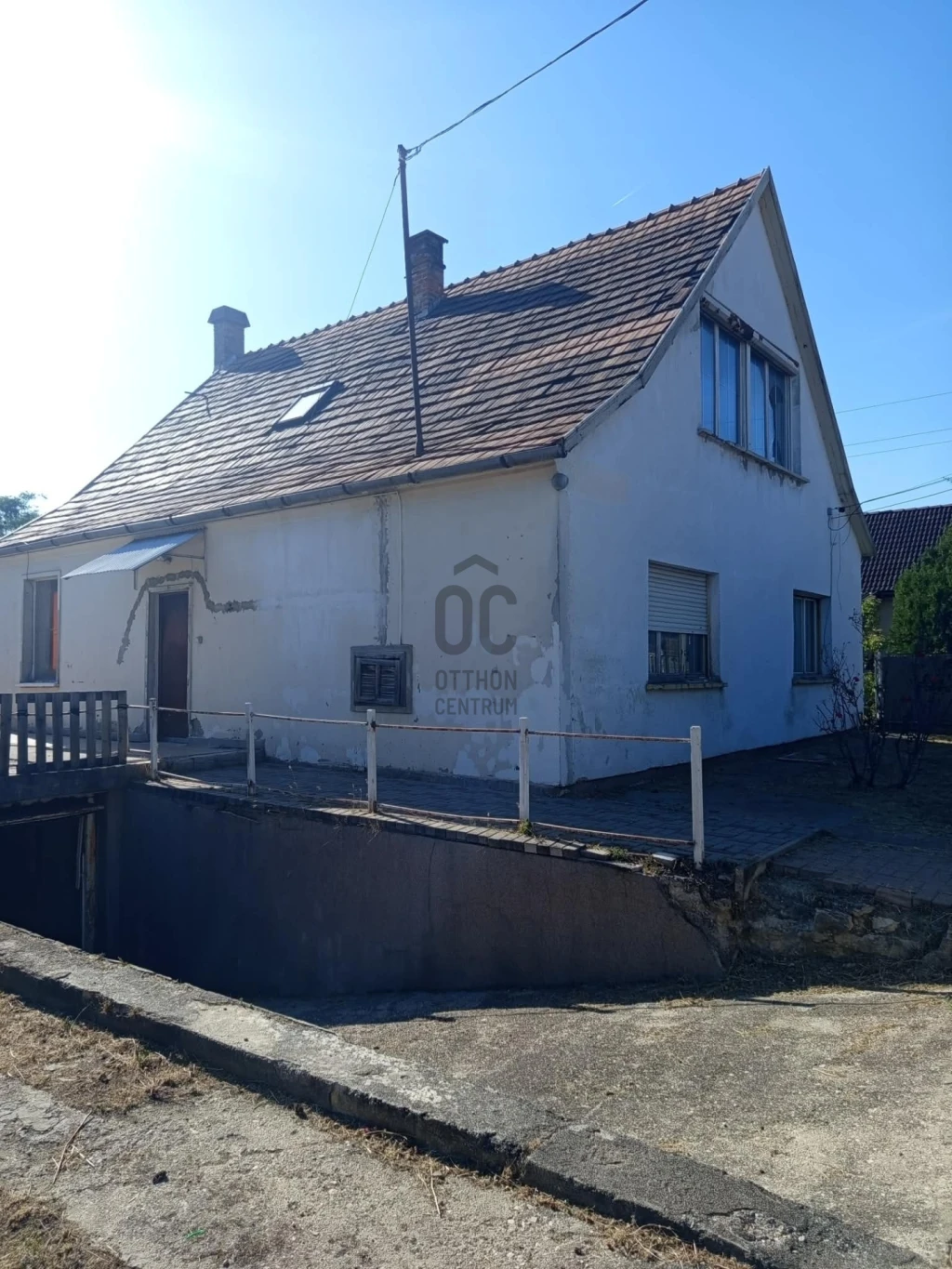 c3-1-name c2-1-name, Szárliget, Szárliget