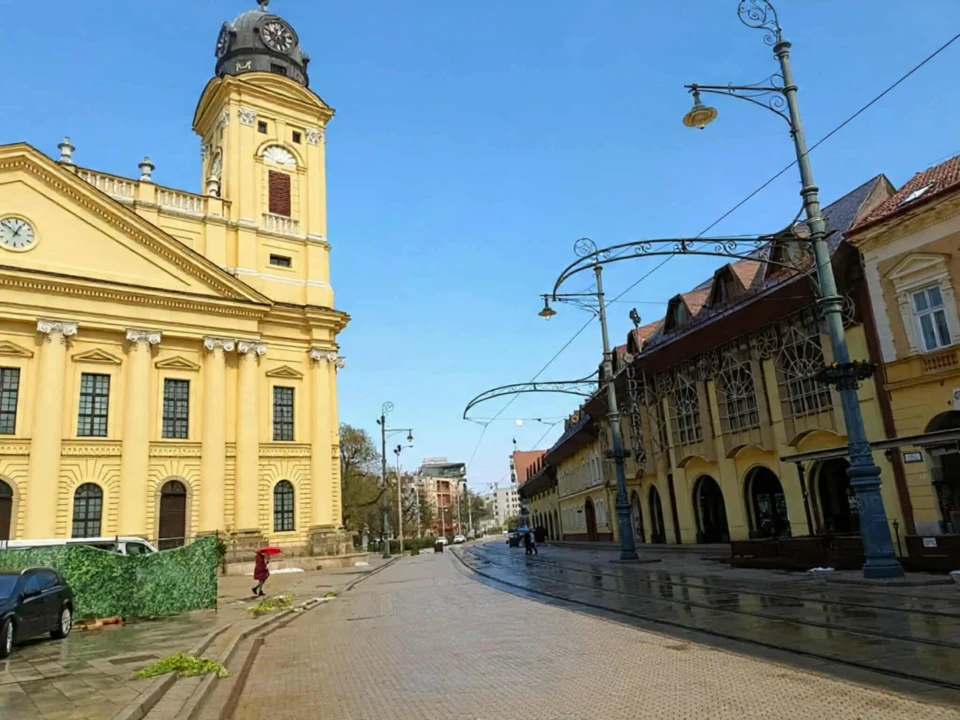 Eladó azonnali iroda, Debrecen, Kálvin tér
