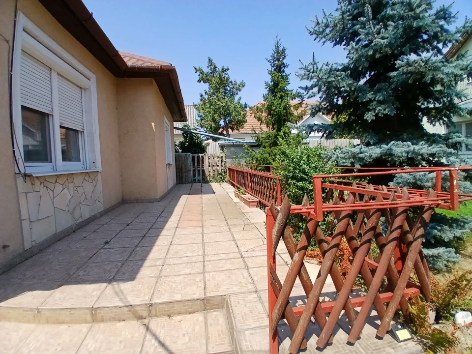 Eladó családi ház, Debrecen, Monostorpályi út