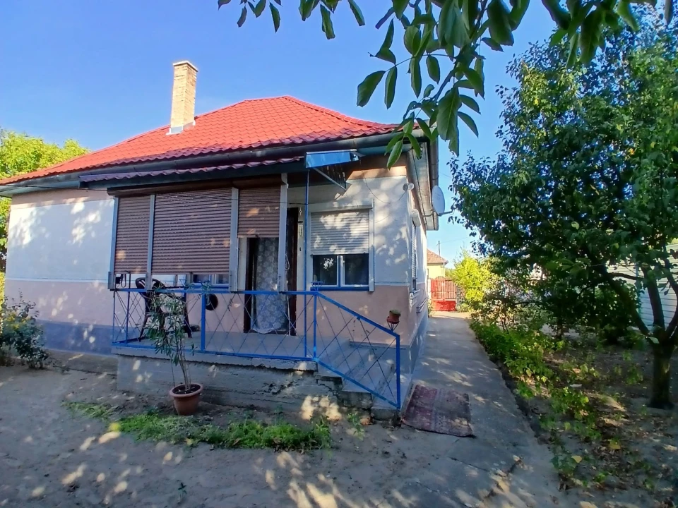 Eladó családi ház, Debrecen