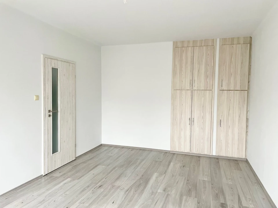 Eladó téglalakás, Debrecen, Ispotály utca