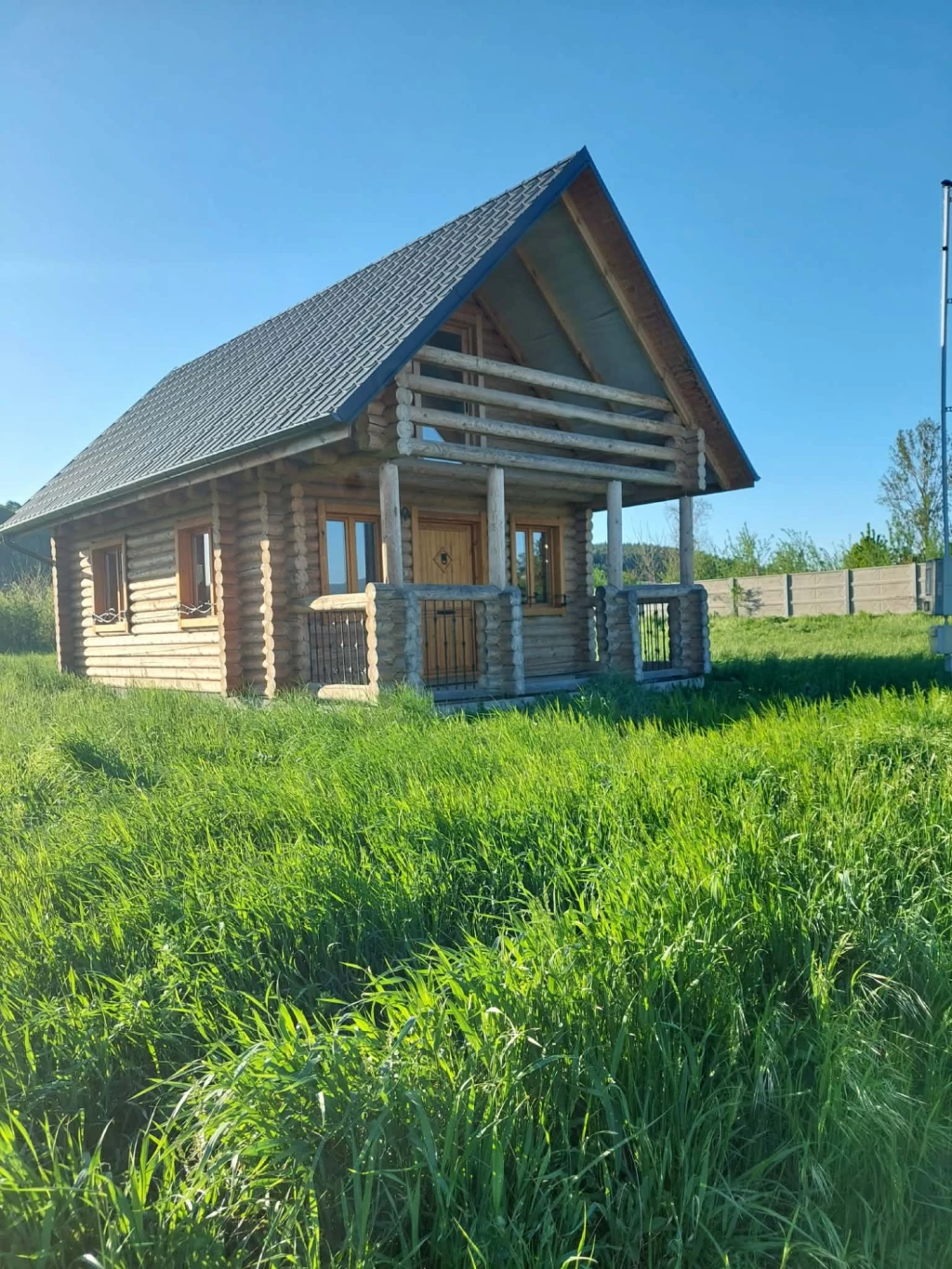 Eladó mesébe illő rönkház Novajidrány csendes részén!