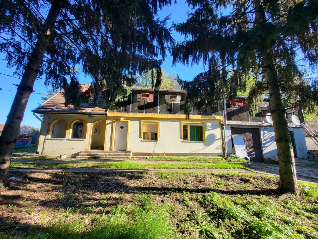 Itt a remek lehetőség az önfenntartó élet megteremtéséhez ÉLELMISZER IPARI FELDOLGOZÓ ÜZEM A TELJES FELSZERELÉSSEL EGYÜTT ELADÓ!