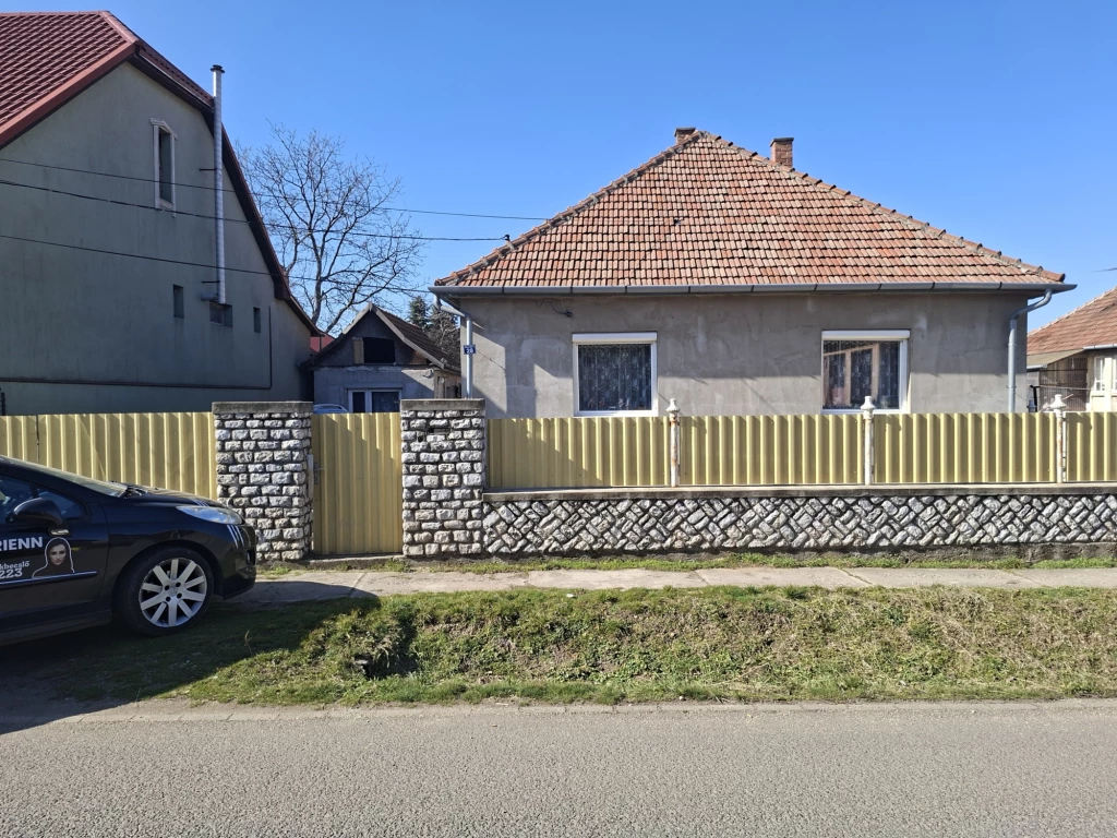 Eladó téglalakás, Sajólád, Jókai Mór utca 28