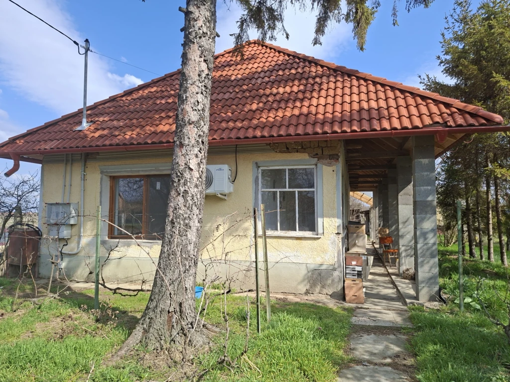 Eladó téglalakás, Polgár, Külterület 0704/2