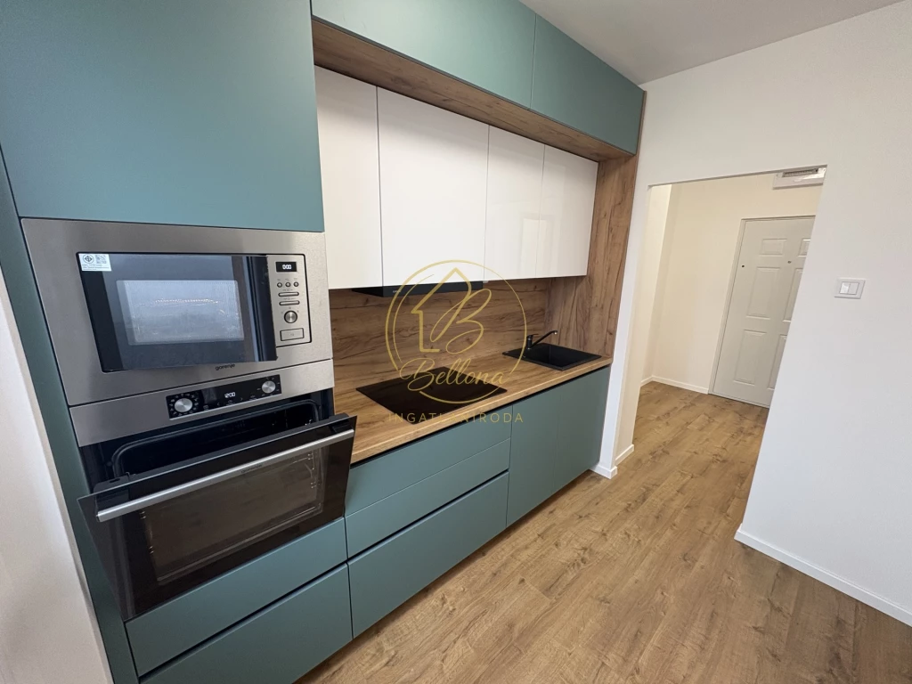 c3-1-name c2-20-name, Pécs, Kertváros