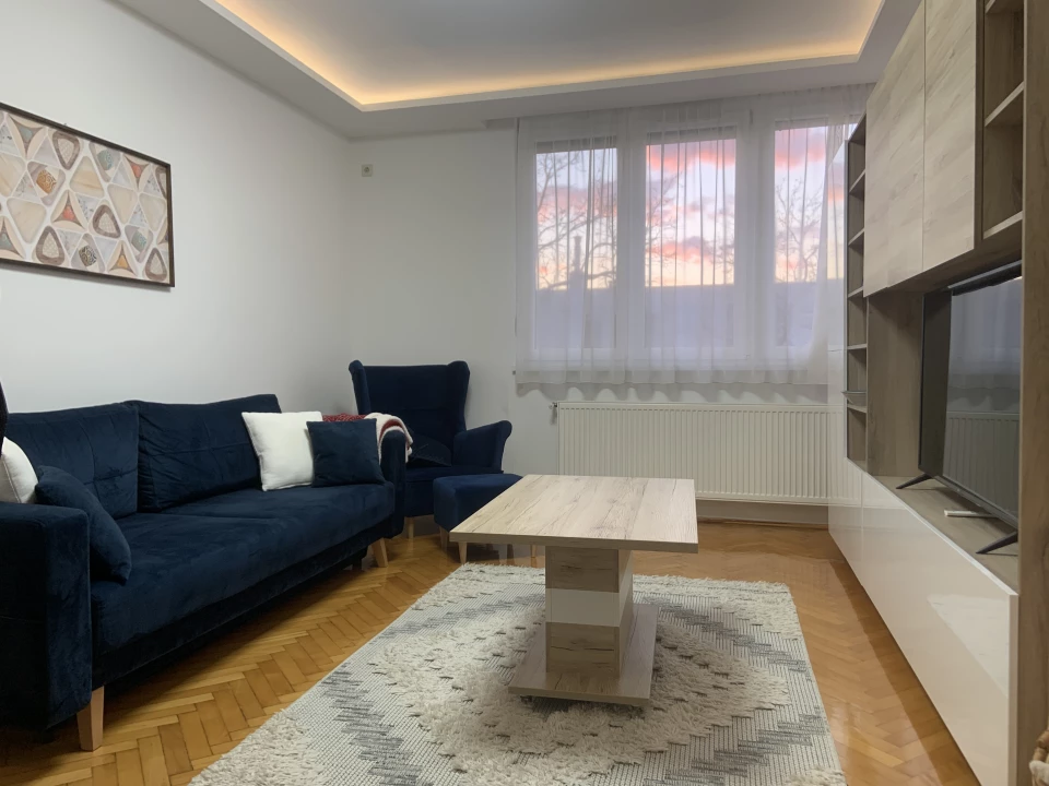 Eladó téglalakás, Debrecen