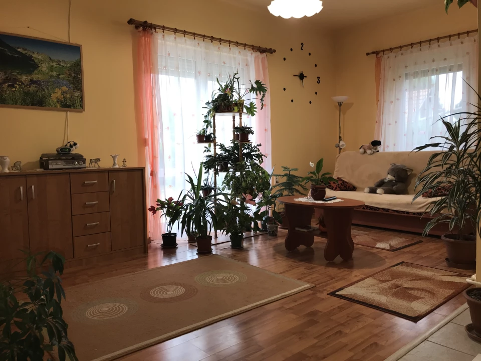 Eladó családi ház, Debrecen