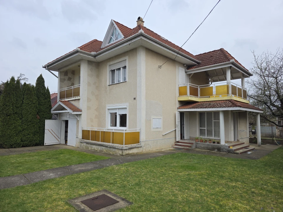 Eladó családi ház, Debrecen