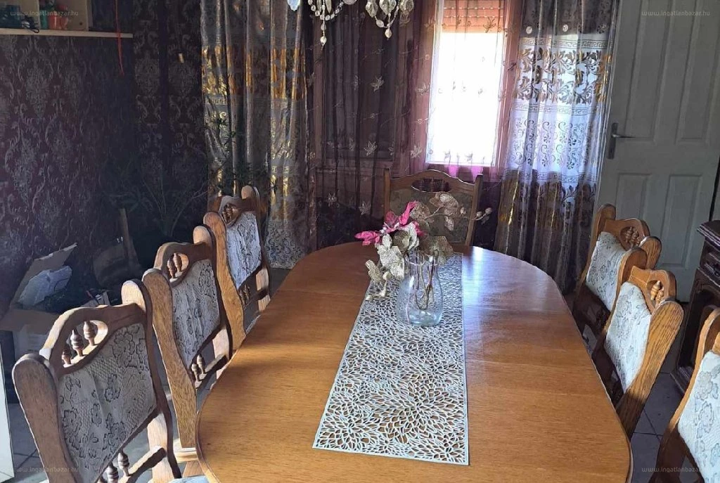 Eladó családi ház, Kaposhomok