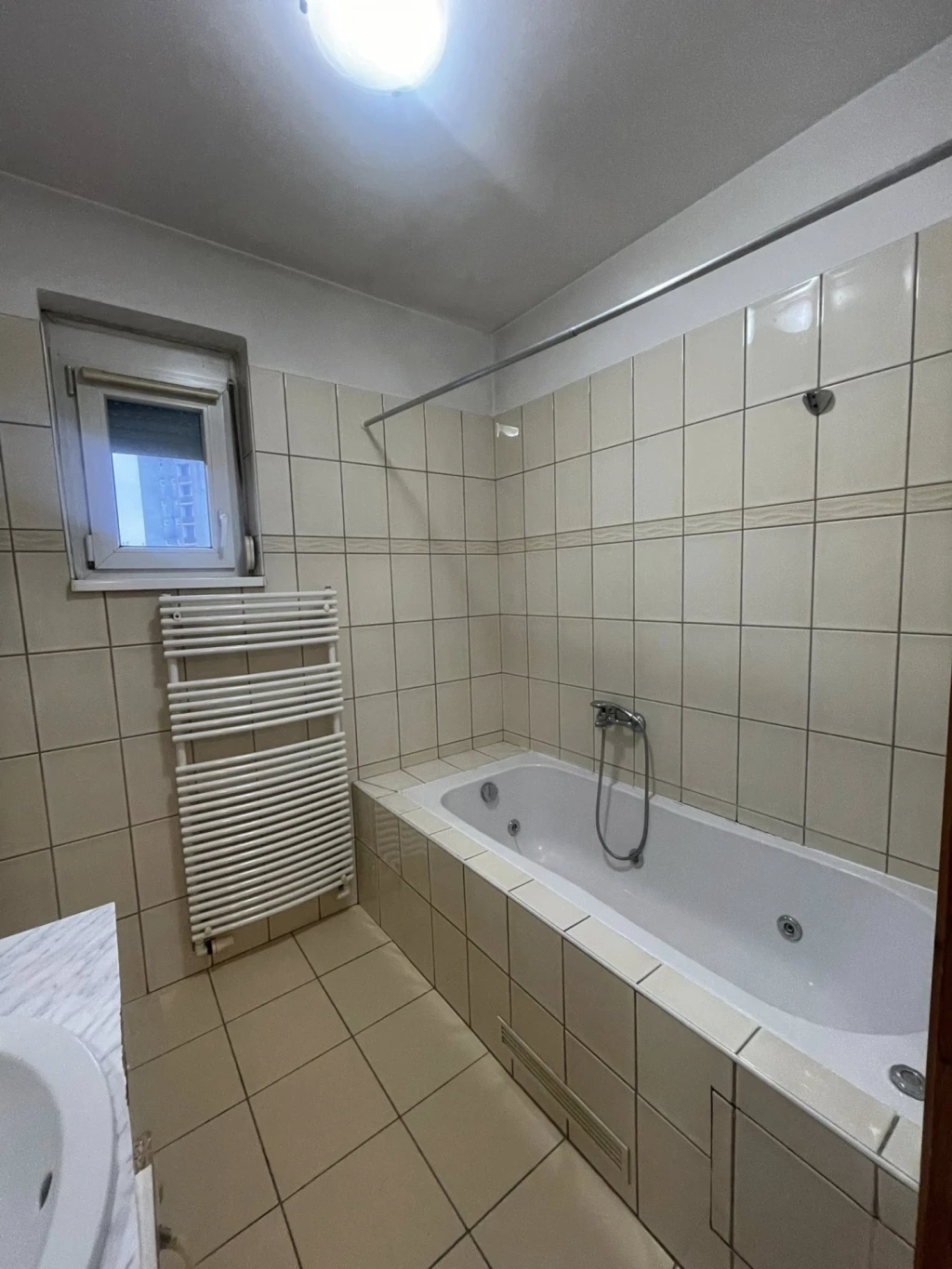 c3-1-name c2-23-name, Komló, Berek utca