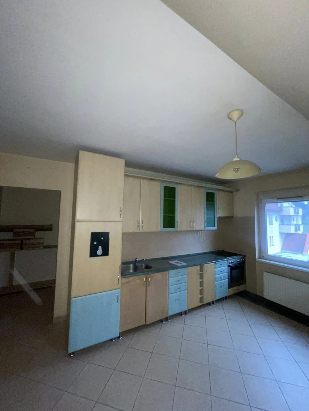 Eladó Lakás, Komló Berek utca  33.000.000 Ft