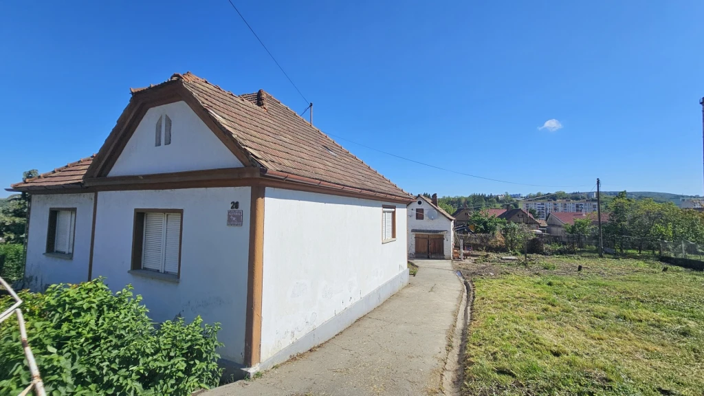 Eladó Ház, Komló 36.600.000 Ft