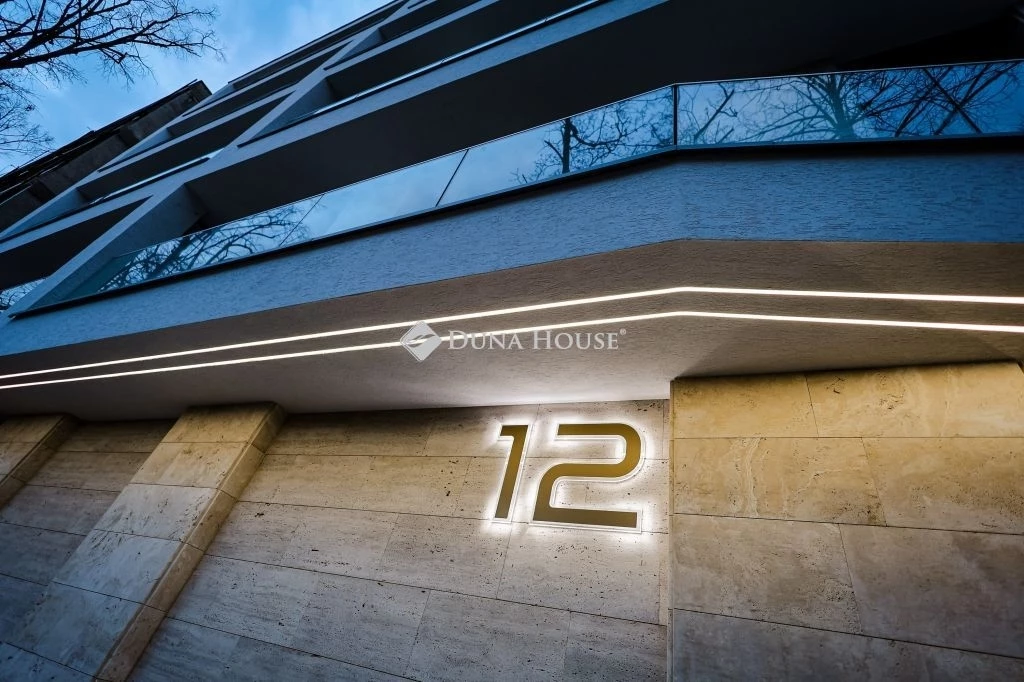 Eladó lakás, Szeged