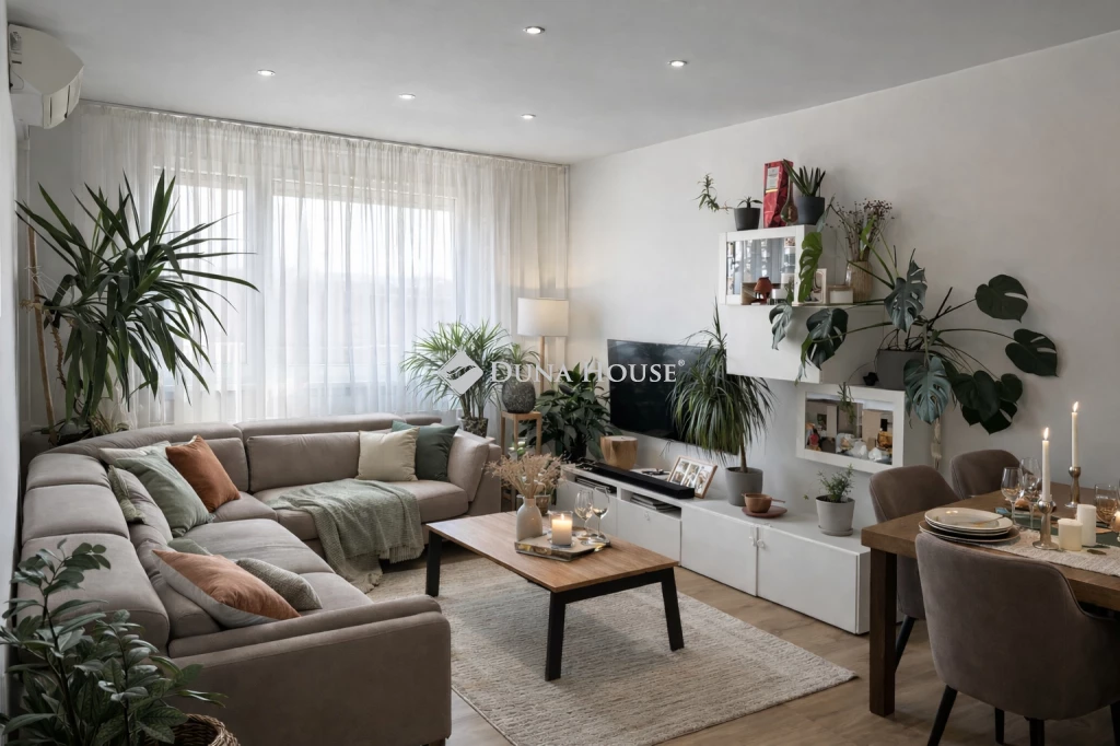 Eladó lakás, Szeged