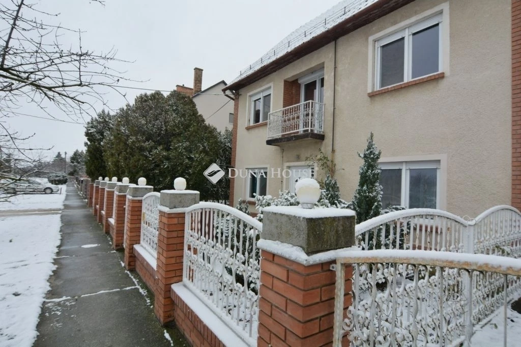 Eladó ház, Szatymaz