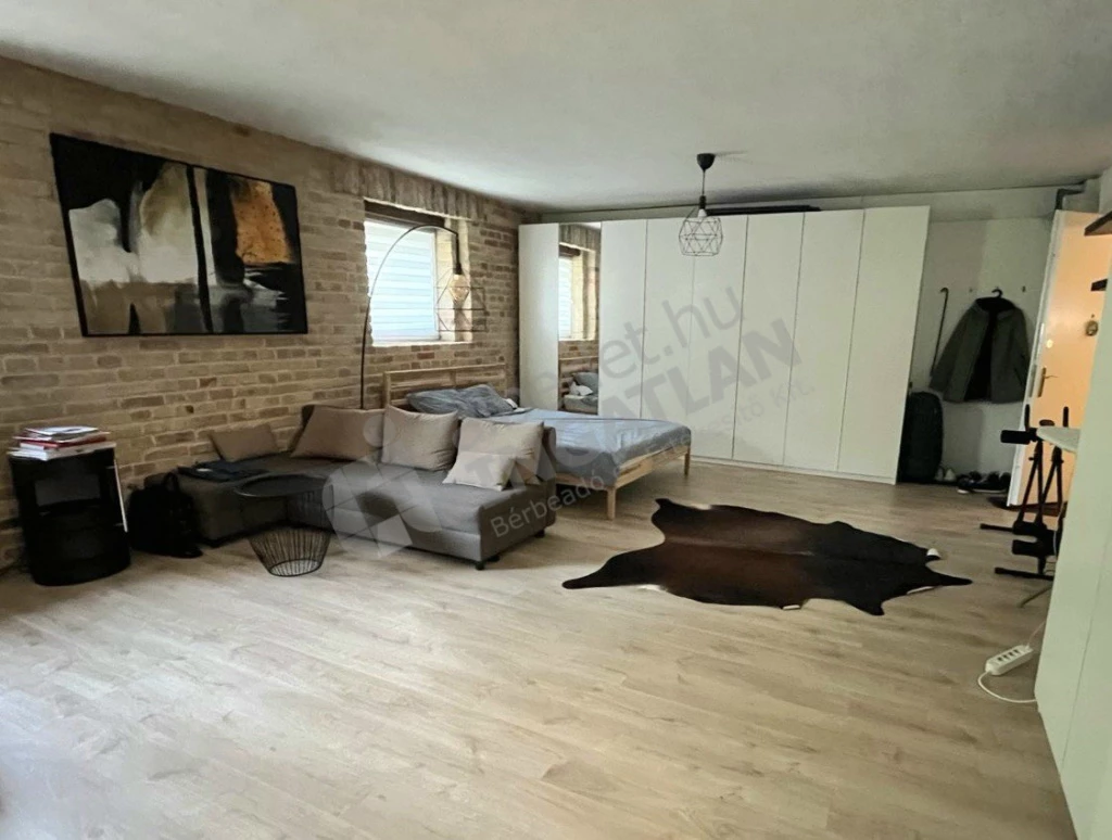 For rent brick flat, Budapest XII. kerület, Istenhegyi út