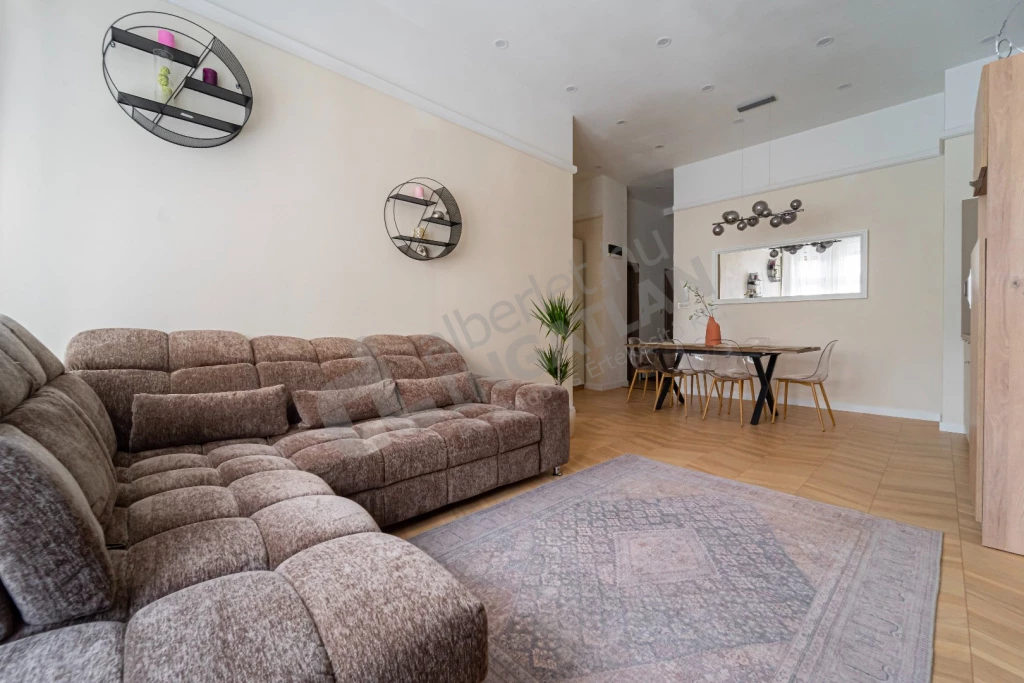 For rent brick flat, Budapest VI. kerület, Dessewffy utca