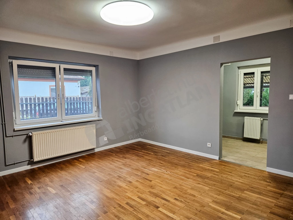 c3-2-name c2-19-name, Budapest XVIII. kerület, Zsolt utca