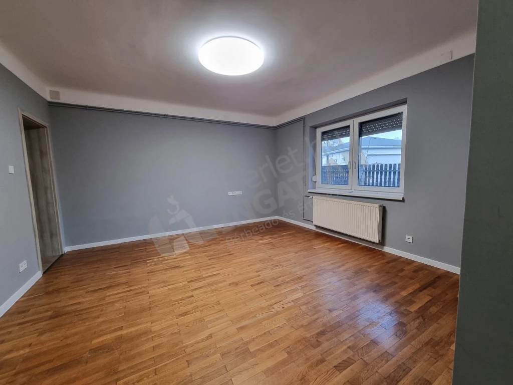 For rent brick flat, Budapest XVIII. kerület, Zsolt utca