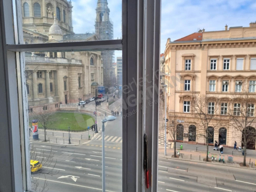 For rent brick flat, Budapest VI. kerület, Bajcsy-Zsilinszky út