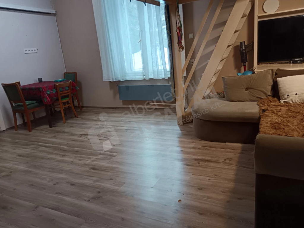 Kiadó téglalakás, Budapest XII. kerület, Melinda út