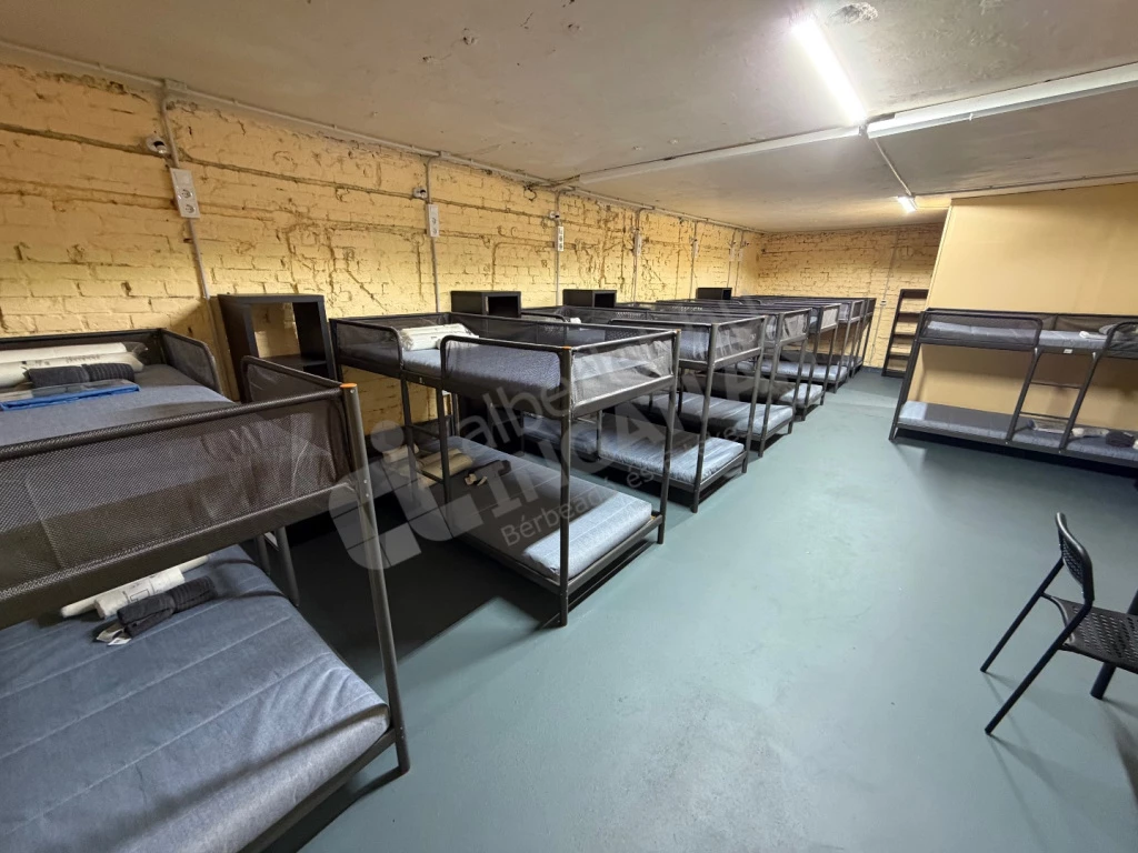 For rent brick flat, Budapest X. kerület, Martinovics tér