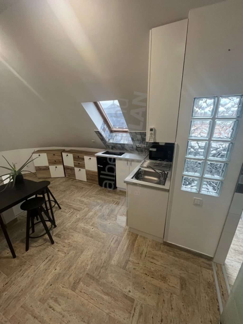 Kiadó téglalakás, Budapest XVIII. kerület, Nyíregyháza utca