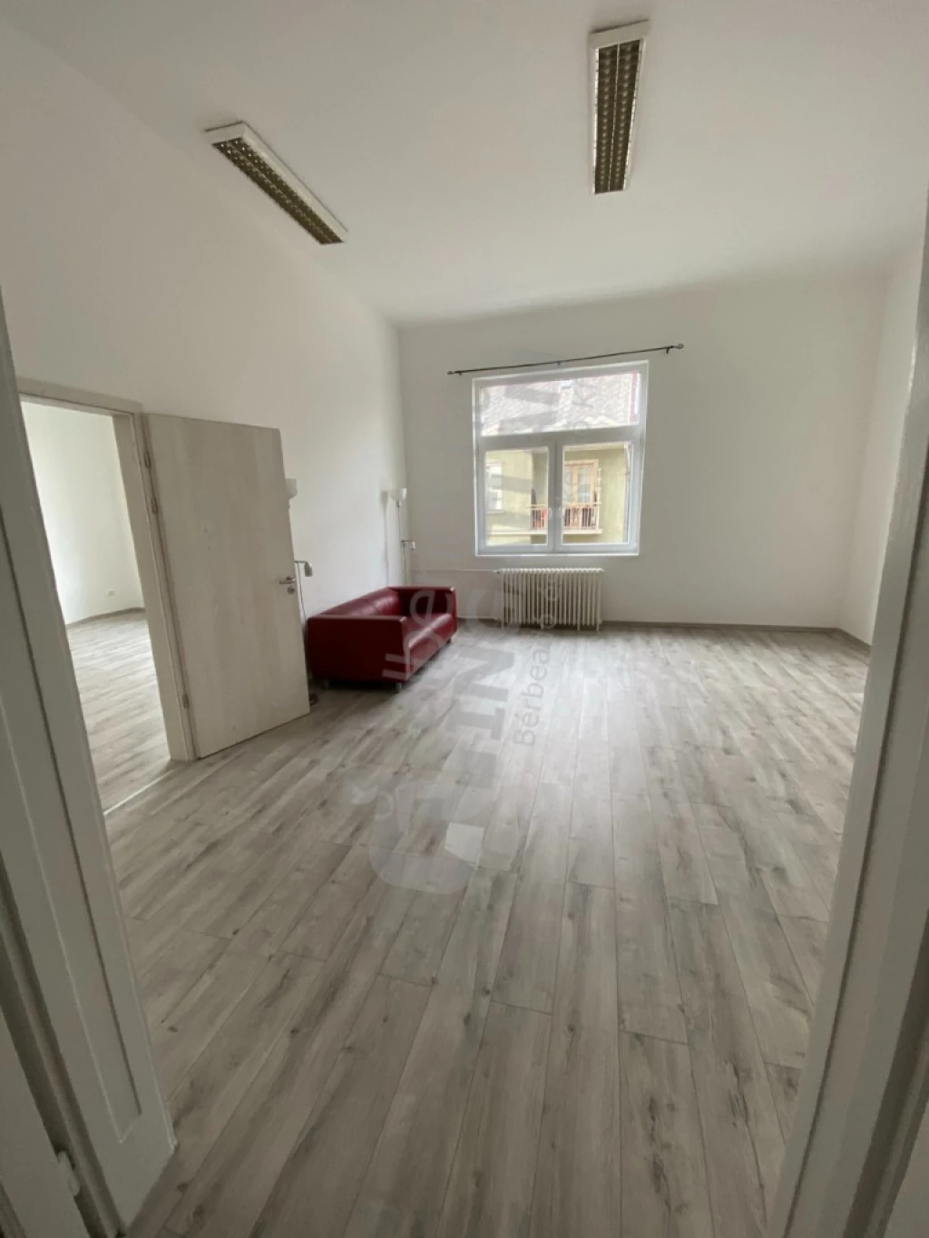 Kiadó téglalakás, Budapest XI. kerület, Budafoki út